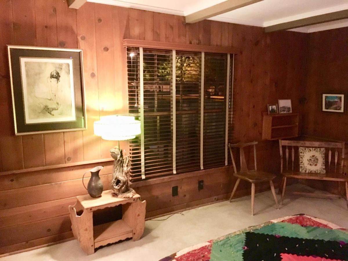 Ranch House Motel