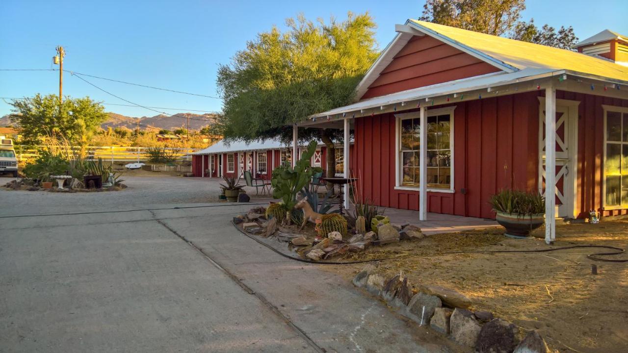 Motel Ranch House