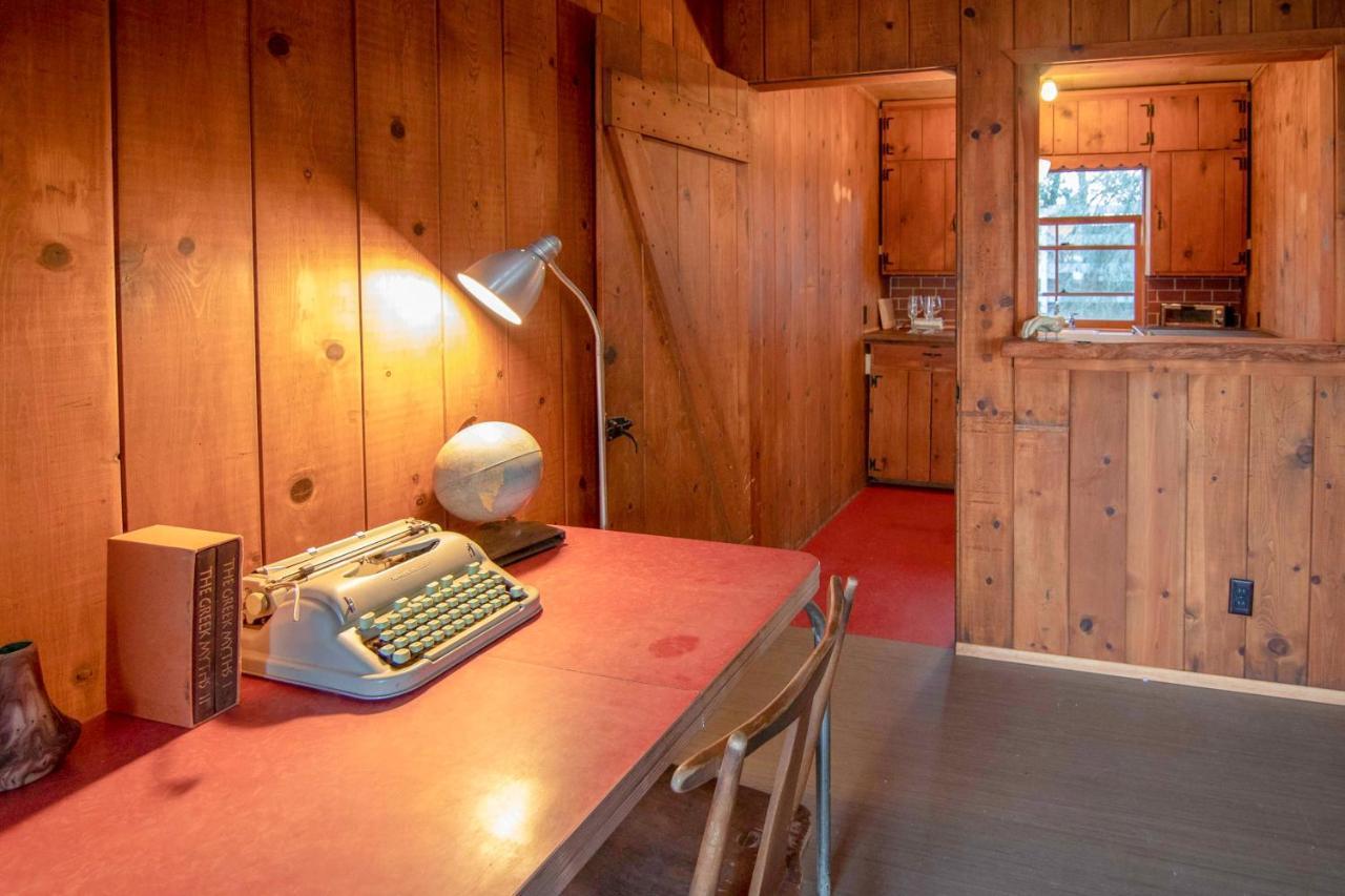 Motel Ranch House 2*
